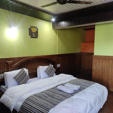 Hotel Deepraj, Kausani Dış mekan fotoğraf