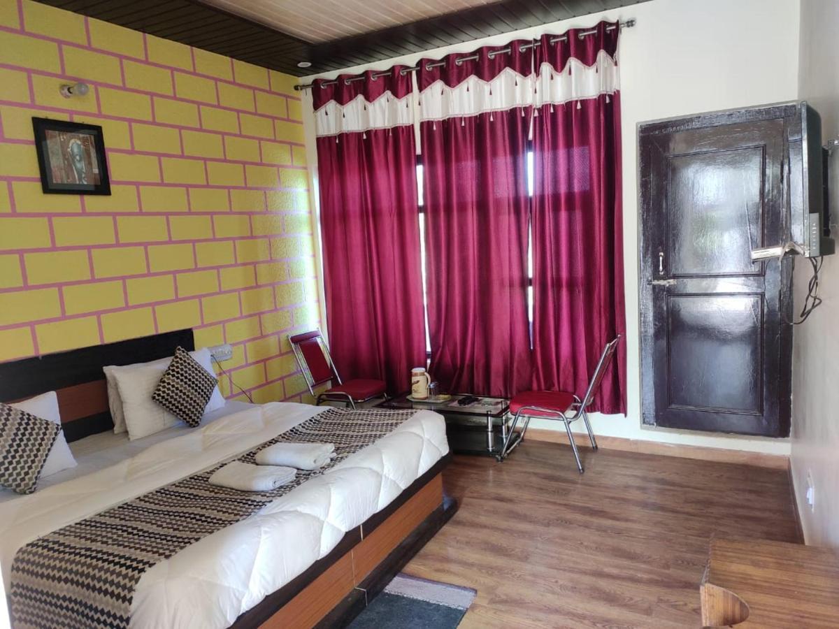 Hotel Deepraj, Kausani Dış mekan fotoğraf