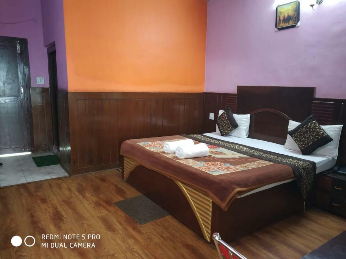 Hotel Deepraj, Kausani Dış mekan fotoğraf